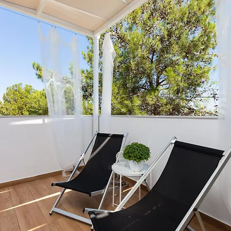 Villa Nisos Villa, Pool & Heated Spawhirlpool, Walking To Beach, By Thinkvilla *